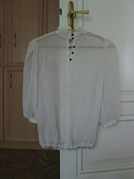 Отдается в дар Белая шифоновая блузочка рубашка